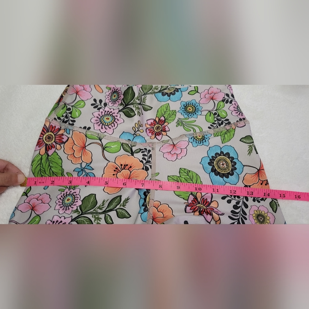 Becco Floral Leggings NWOT - Picture 9 of 10